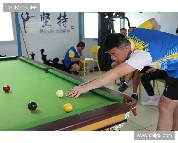 从球杆到绿呢台探寻台球运动中的技巧艺术与心理博弈