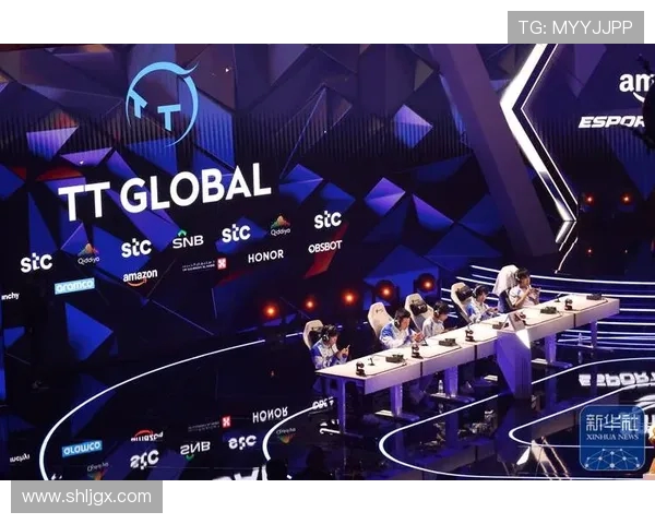 电竞赛事激烈对决 全球战队比分瞬息变化 赛场背后的策略与技巧解析