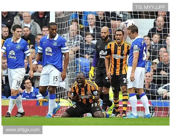 精彩比分对决：球队实力激烈碰撞，赛事结果引人关注与讨论