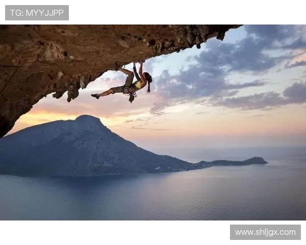 深圳攀岩队的秘密守护者揭秘攀岩深度与团队协作的完美结合