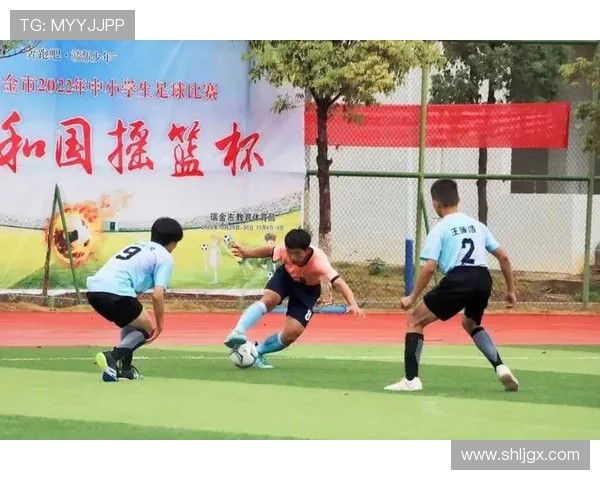 聚焦足球：深圳足球队的个人能力话题