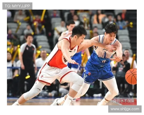 北控队与新疆体彩队激战正酣谁将赢得这场篮球巅峰对决