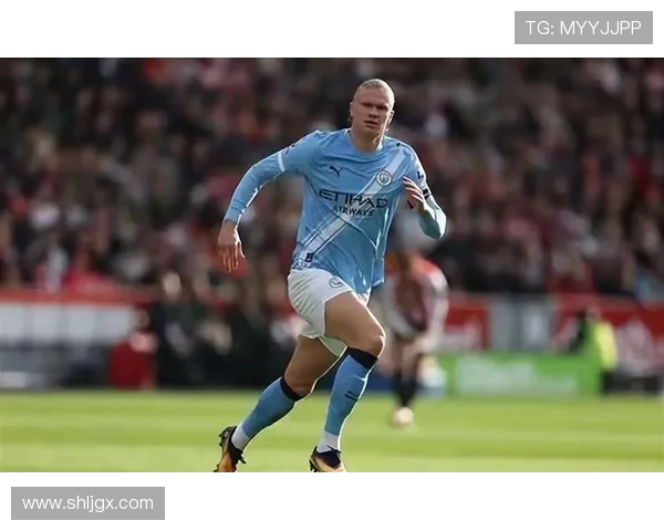 哈兰德：打破纪录的足球天才如何改变现代足球的格局与未来发展